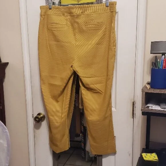 Jones New York Yellow with White Pin Stripe Pants Slacks Trousers Size 18W - Picture 6 of 6